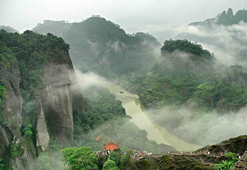 武夷山、九曲溪、廈門鼓浪嶼雙飛6日