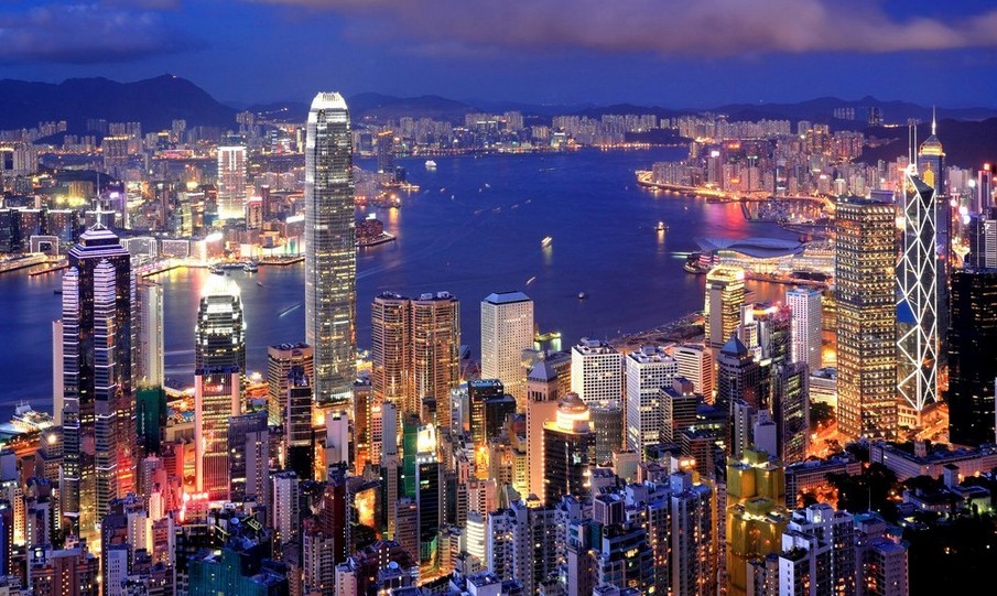香港一地雙飛4天**2天游覽の2天自由活動**1晚當(dāng)?shù)?/></a>
                  </div>
                  <p class=